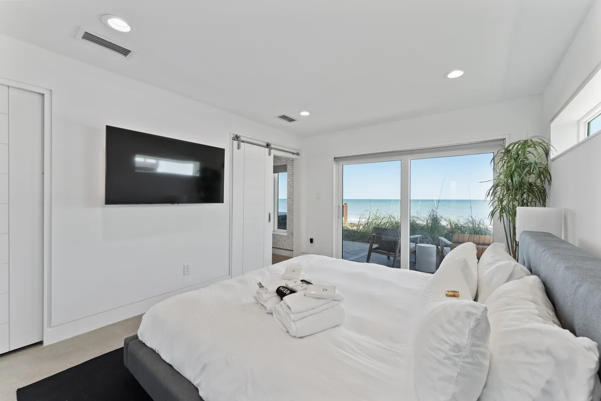 Bedroom 3 image