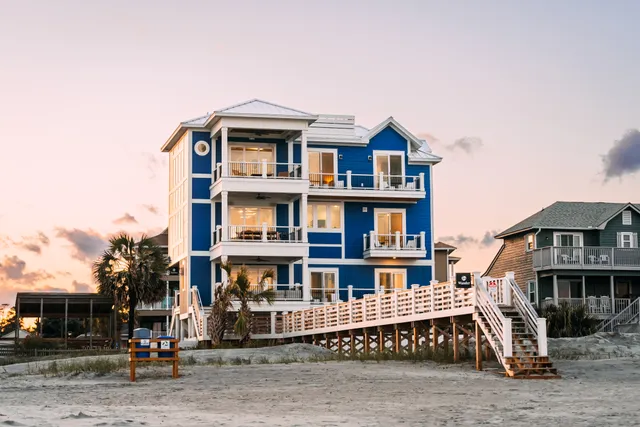 Wander Surfside Beach | Wander Property