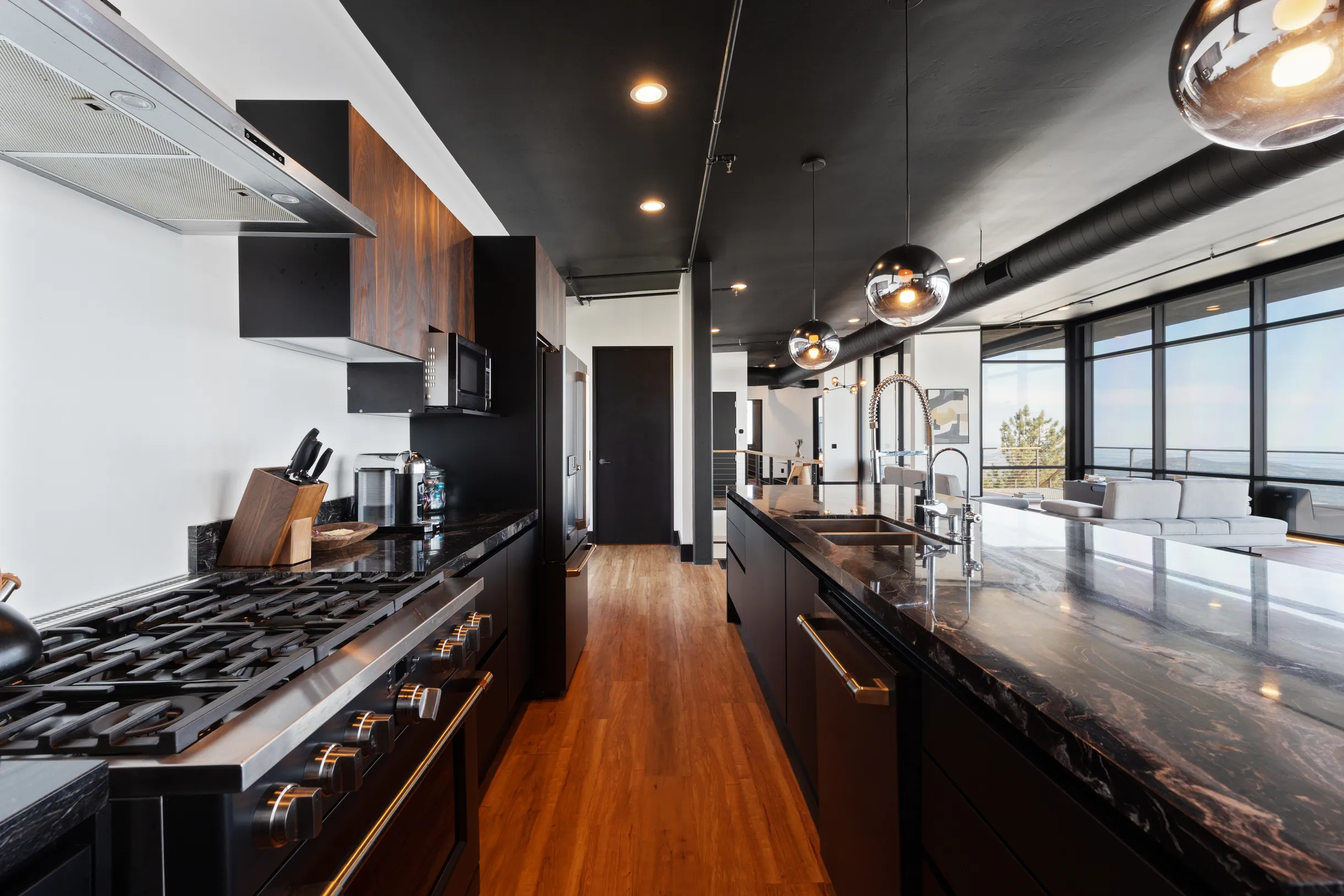 Dream House Hideaway and Hot Tub with Amazing View #40