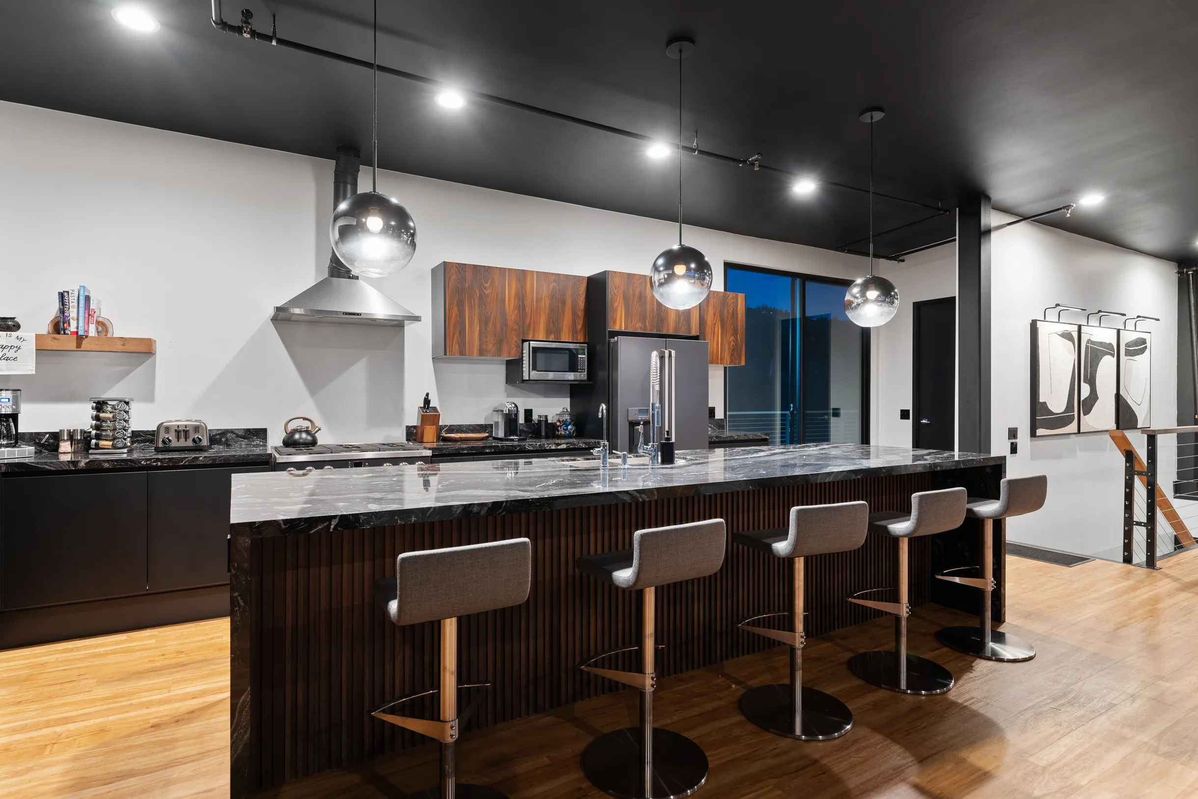 Dream House Hideaway and Hot Tub with Amazing View #67