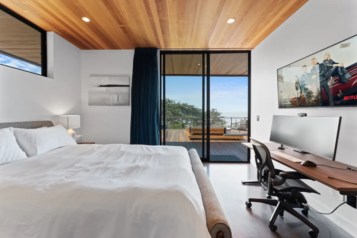 Bedroom 3 image