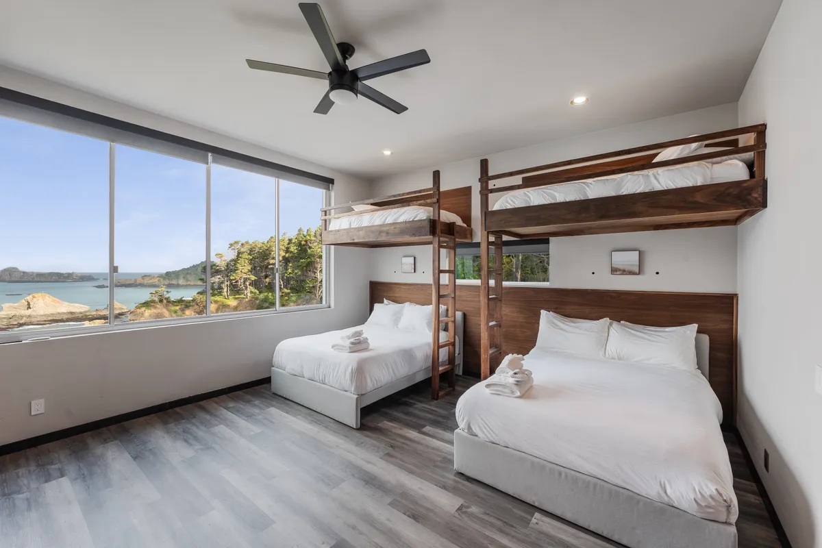 Bedroom 3 image