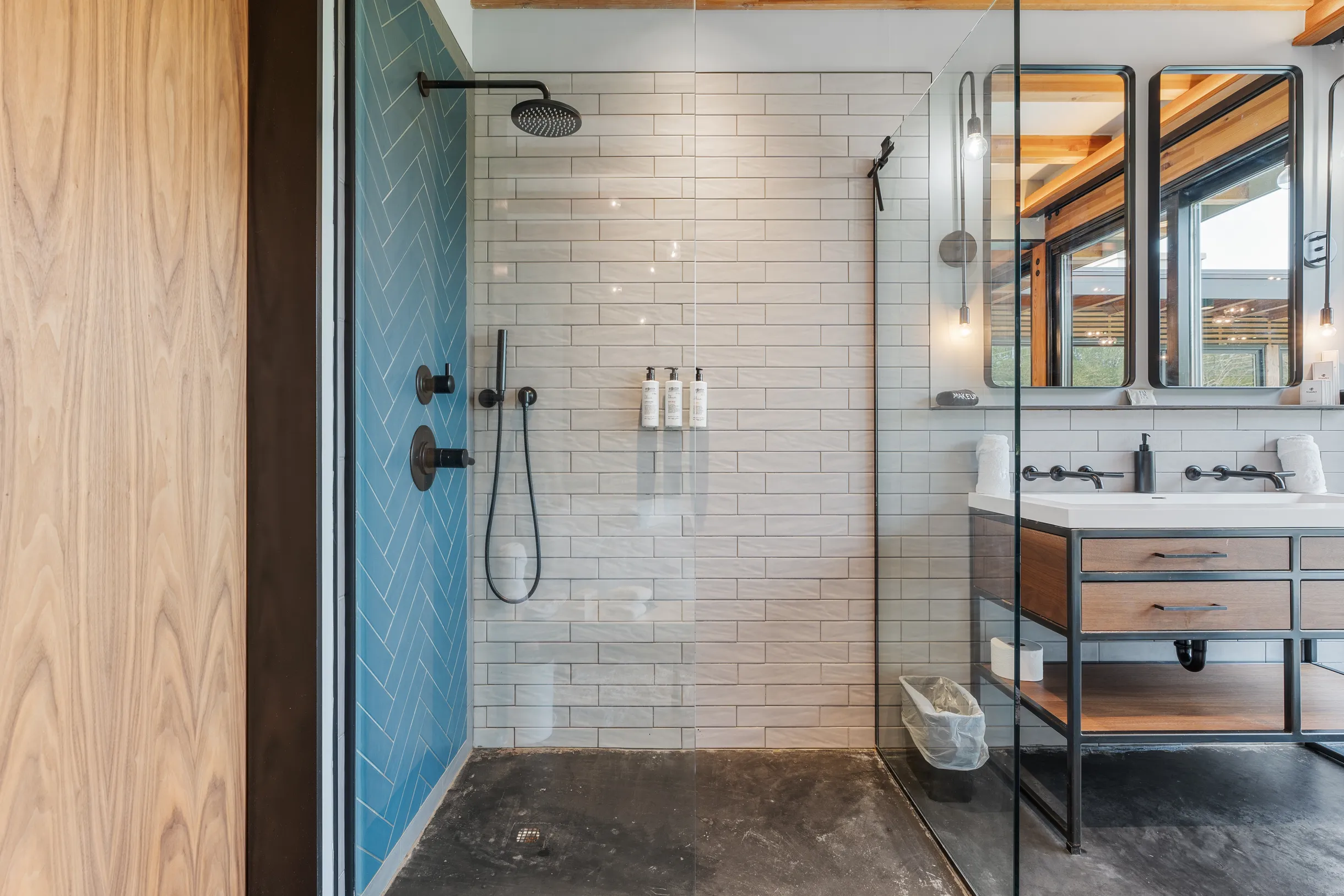 Wander Hudson Ridge #16