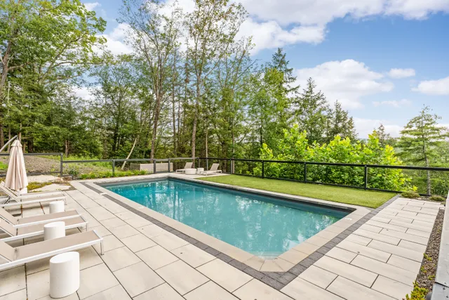 Wander Hudson Valley