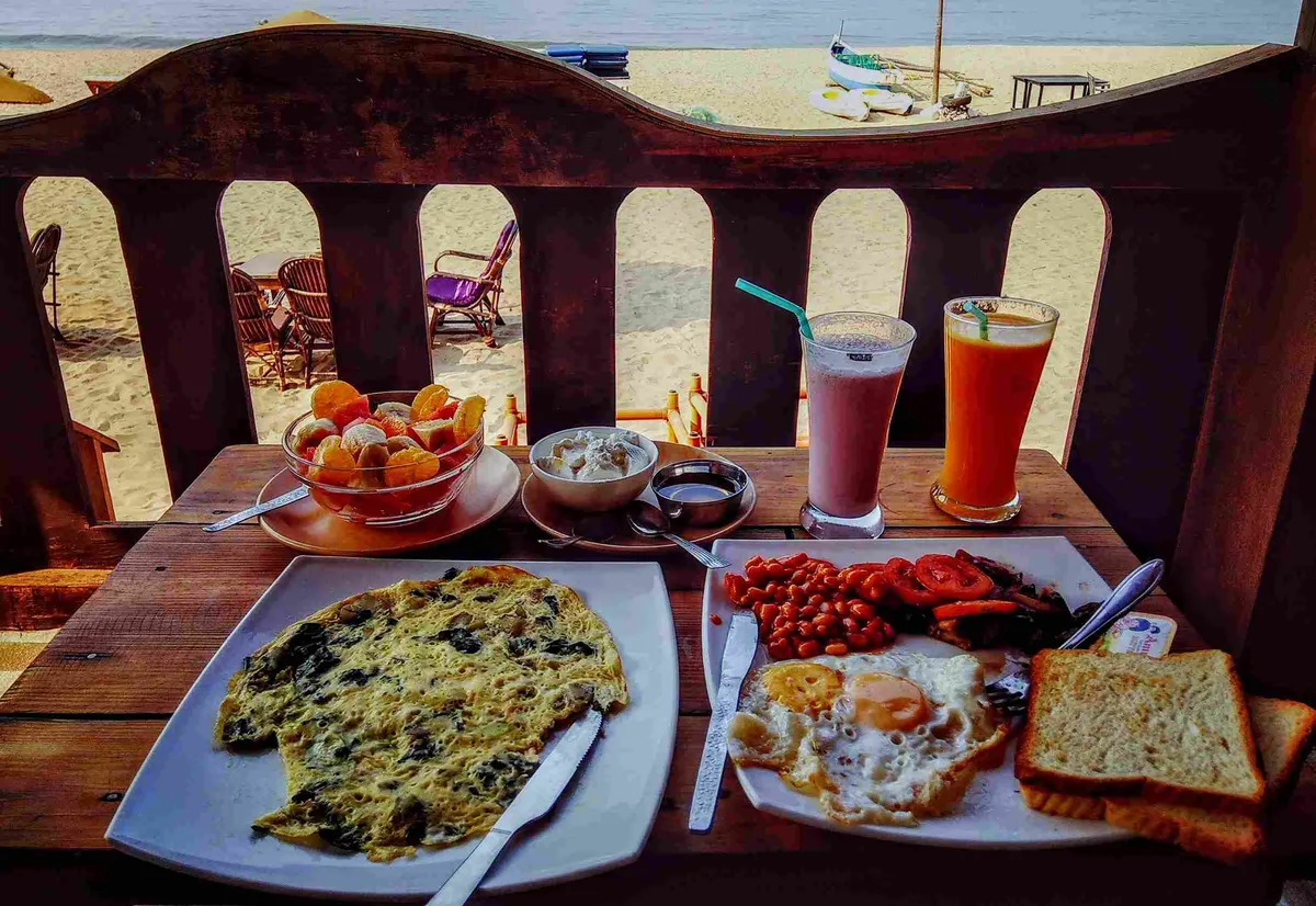 9 Best Restaurants Near Wander Surfside Beach