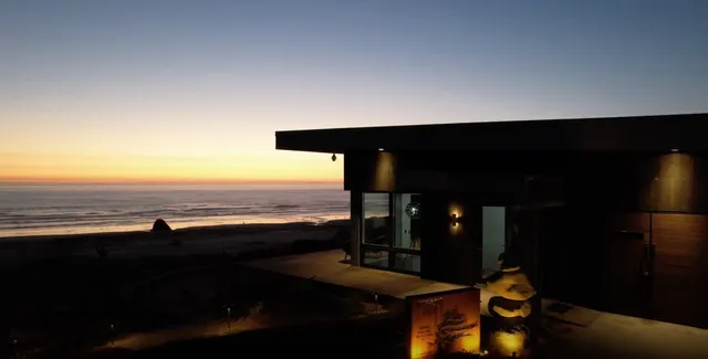 Top 10 Nightlife Spots in Bandon, Oregon
