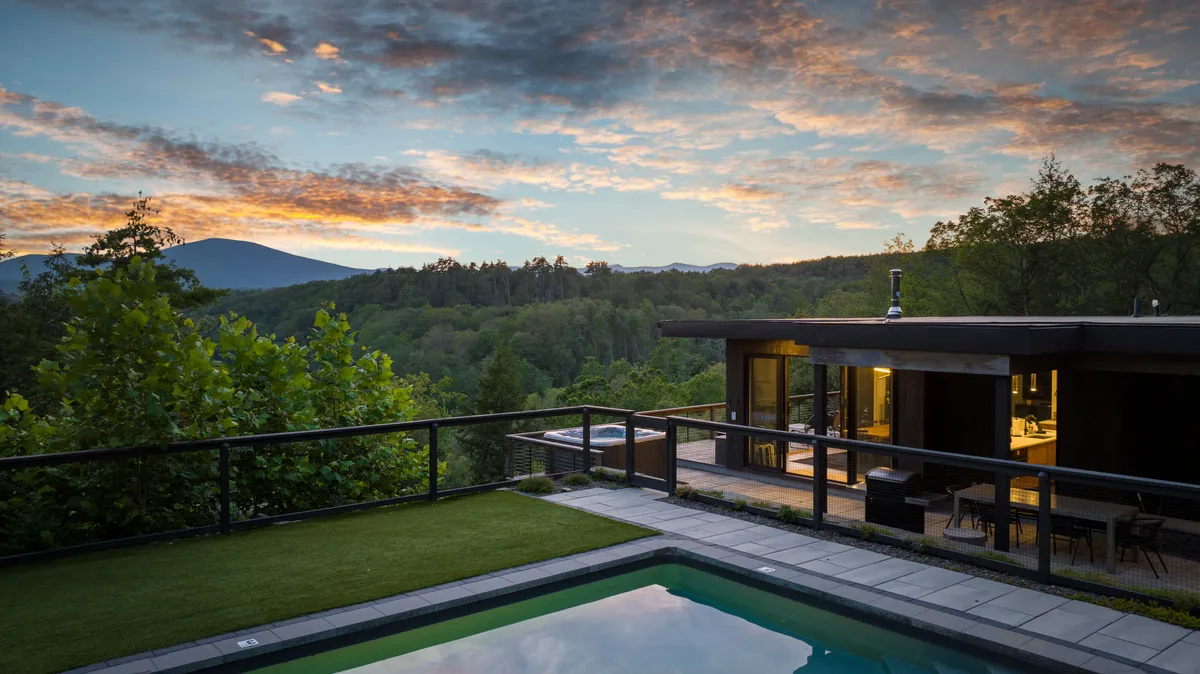 Wander Hudson Valley