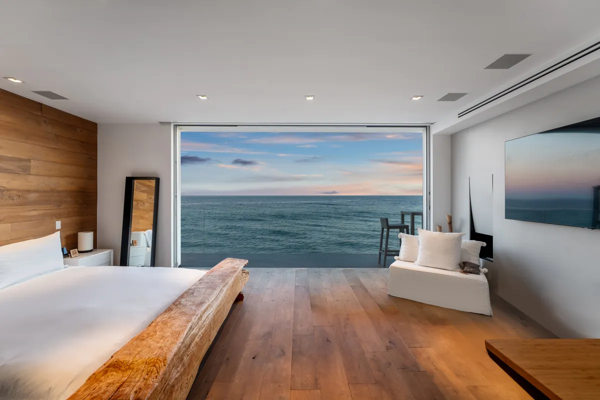 Bedroom 1 image