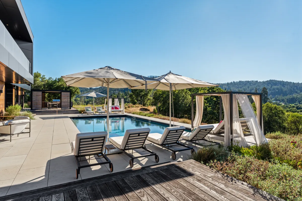 Wander Calistoga Valley