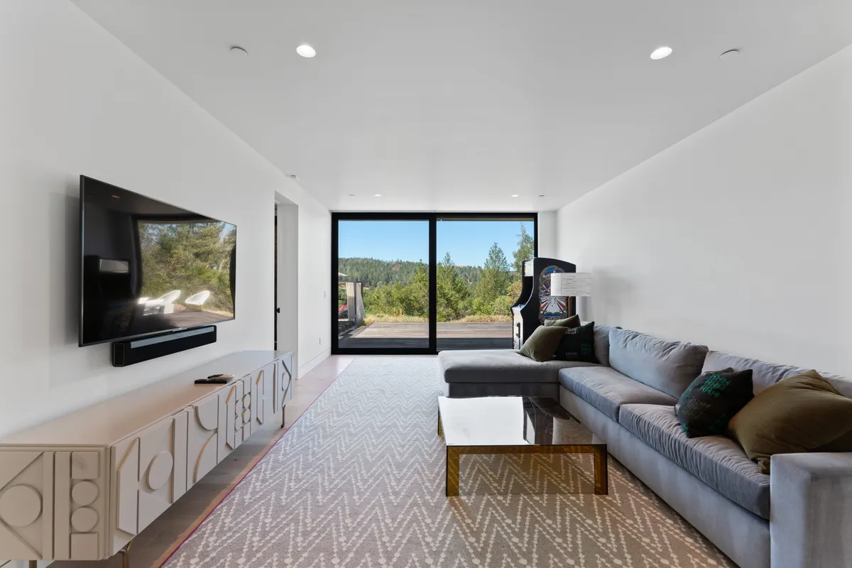 Wander Calistoga Valley