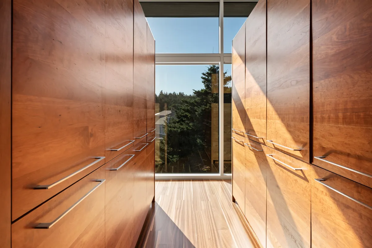 Bedroom 1 - Image 11