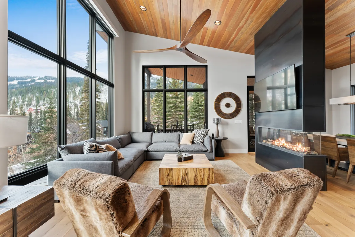 Living Room 1 - Image 1