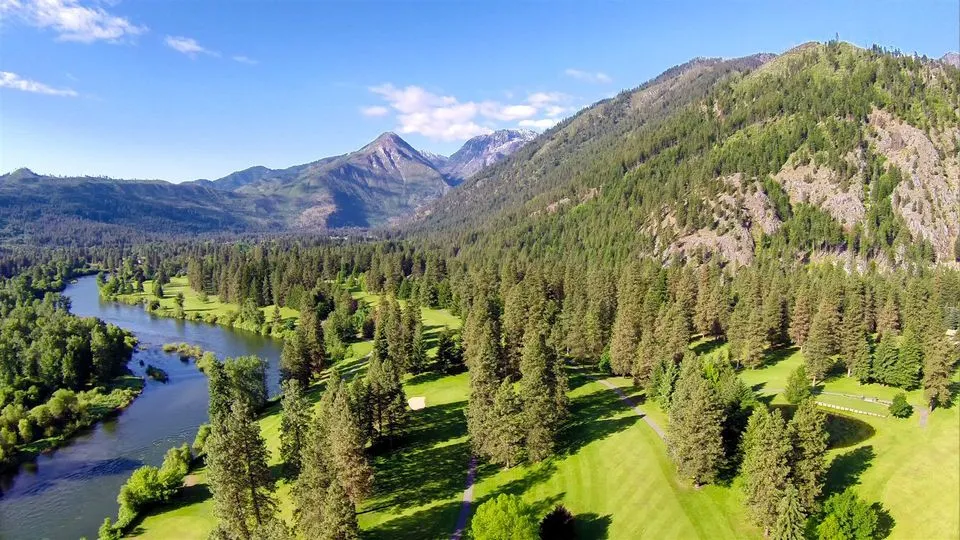5 Best Summer Activities Near Wander Leavenworth Peakd