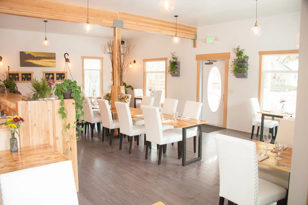 5 Best Upscale Restaurants Near Wander Leavenworth Peaks