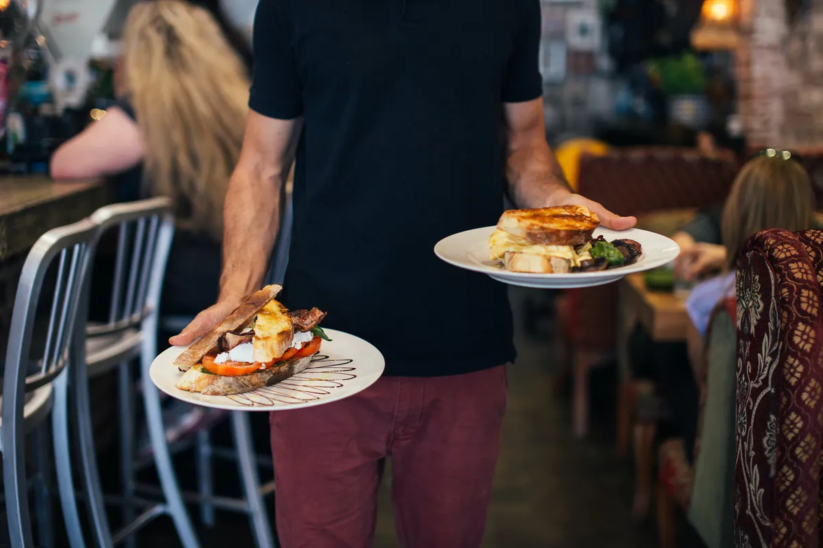 Top 4 Casual Restaurants Near Wander Big Sur Point