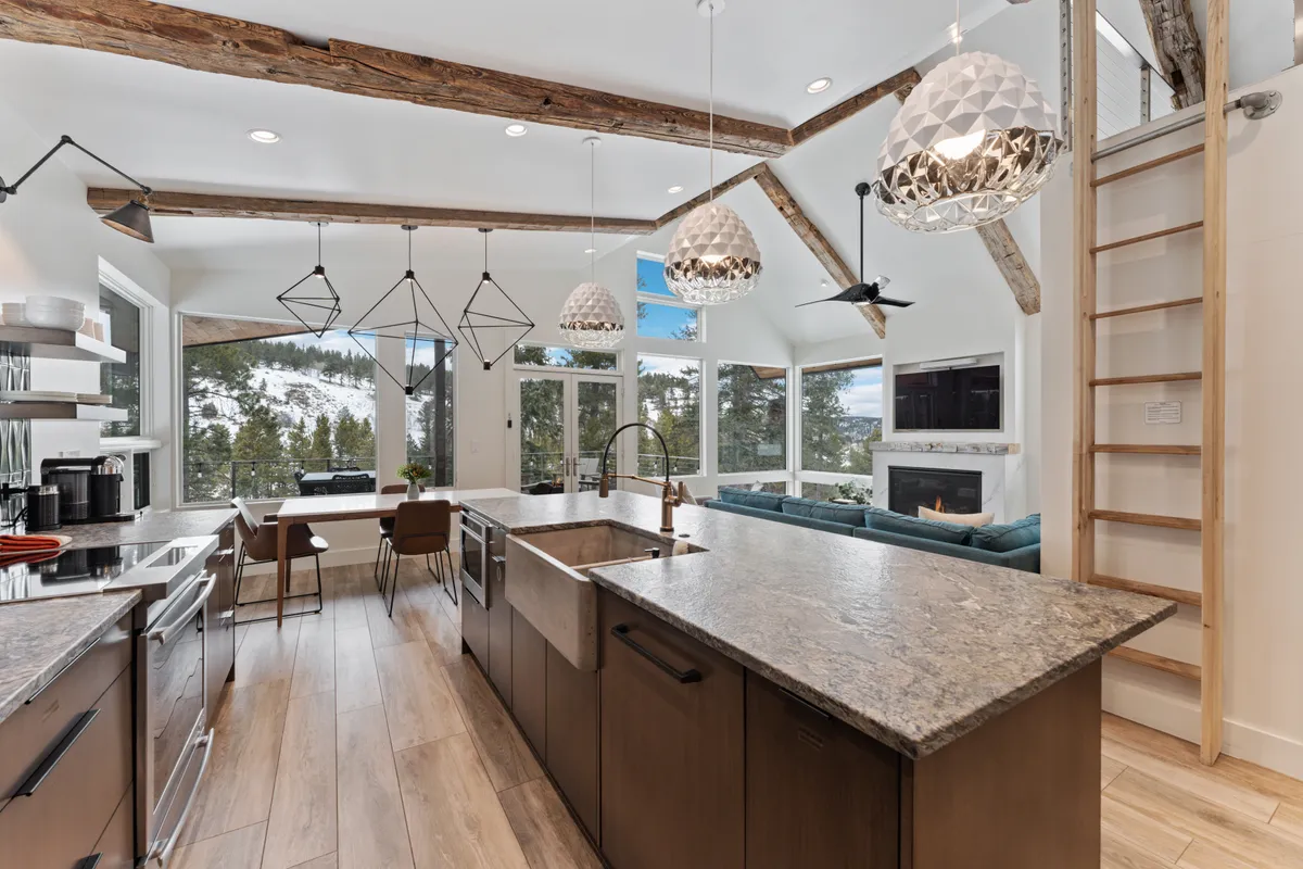 Kitchen - Image 6