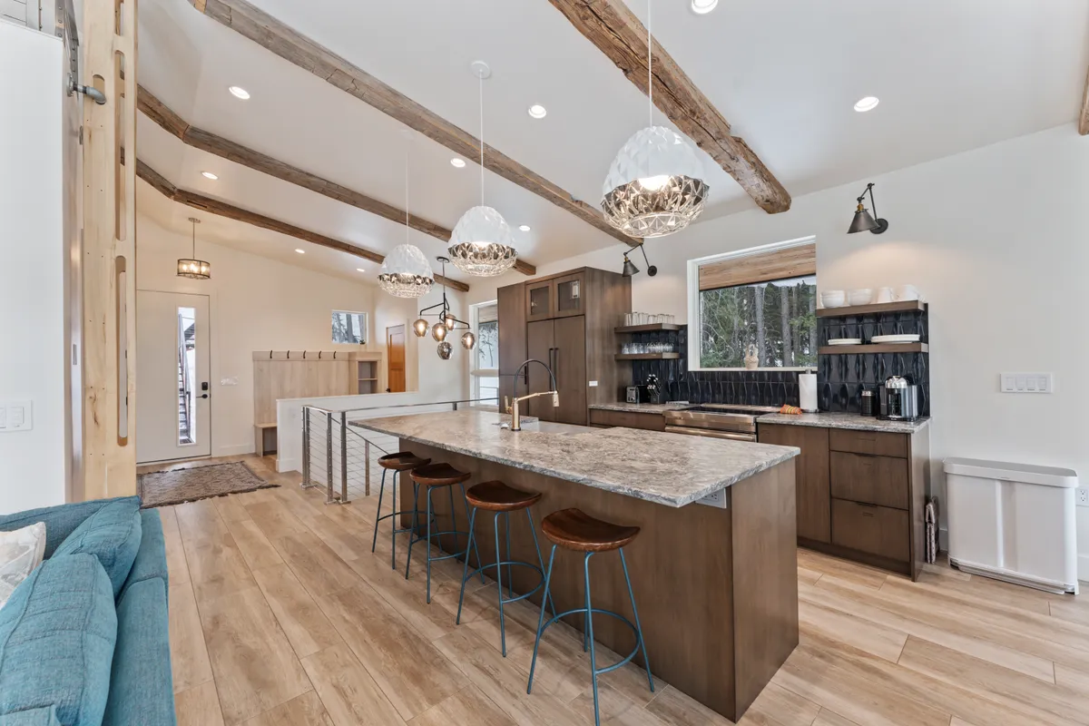 Kitchen - Image 2