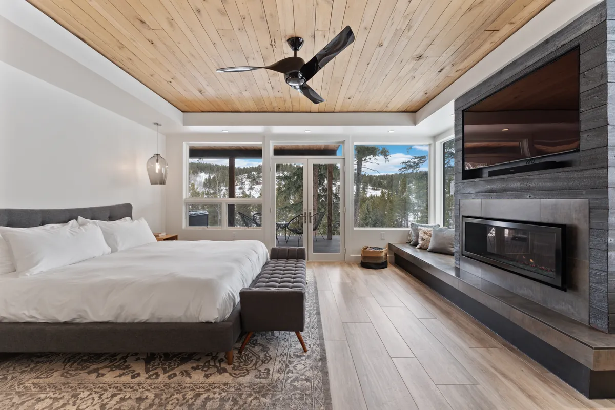 Bedroom 1 - Image 3
