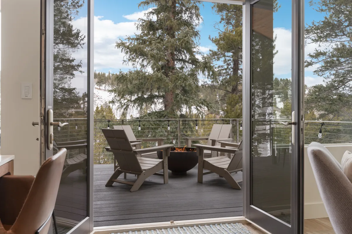 Patio 1 - Image 9