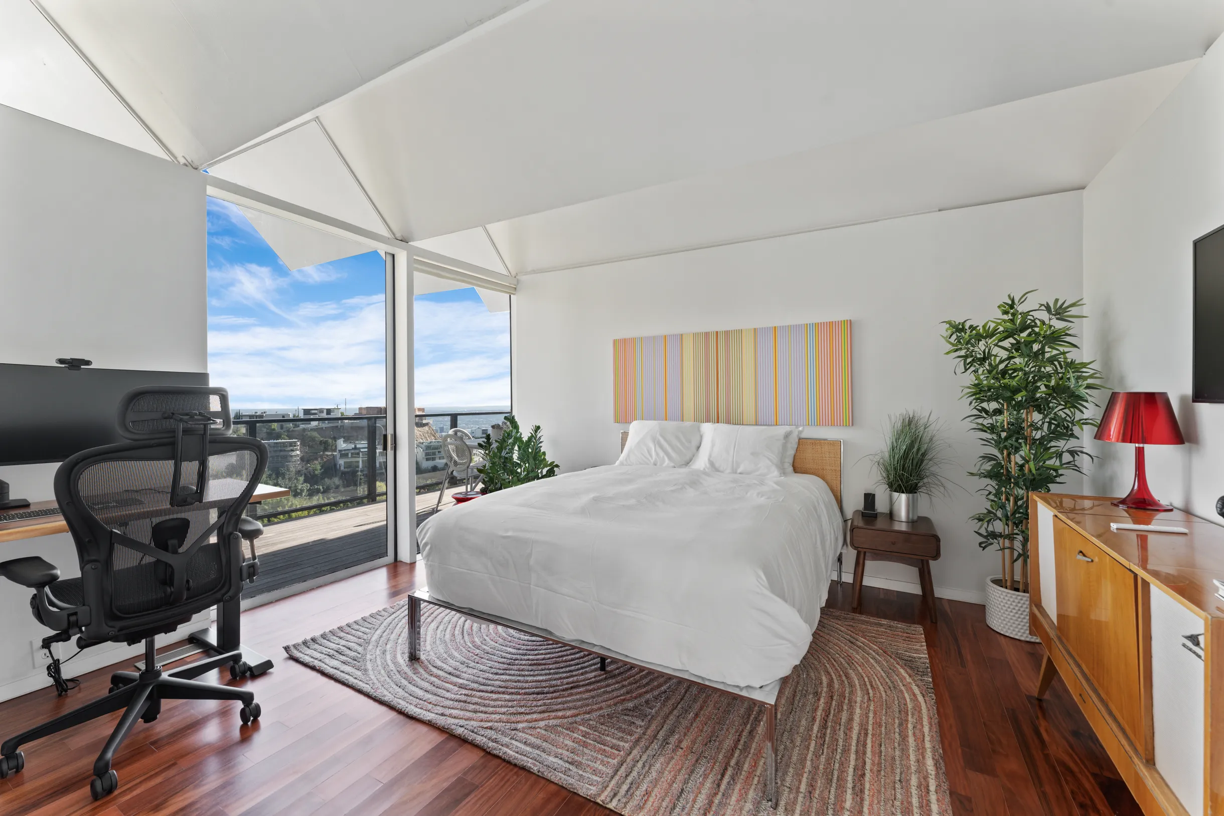 Wander Hollywood Hills #5