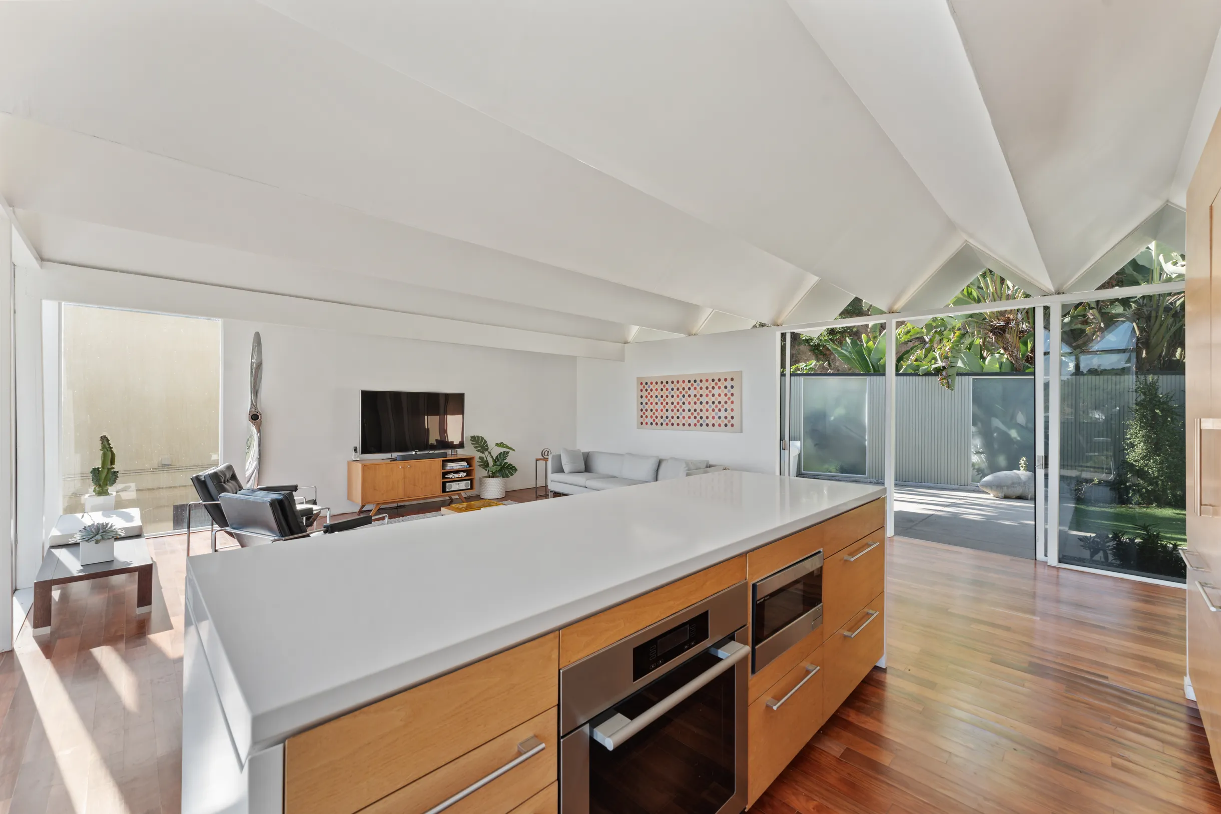 Wander Hollywood Hills #61