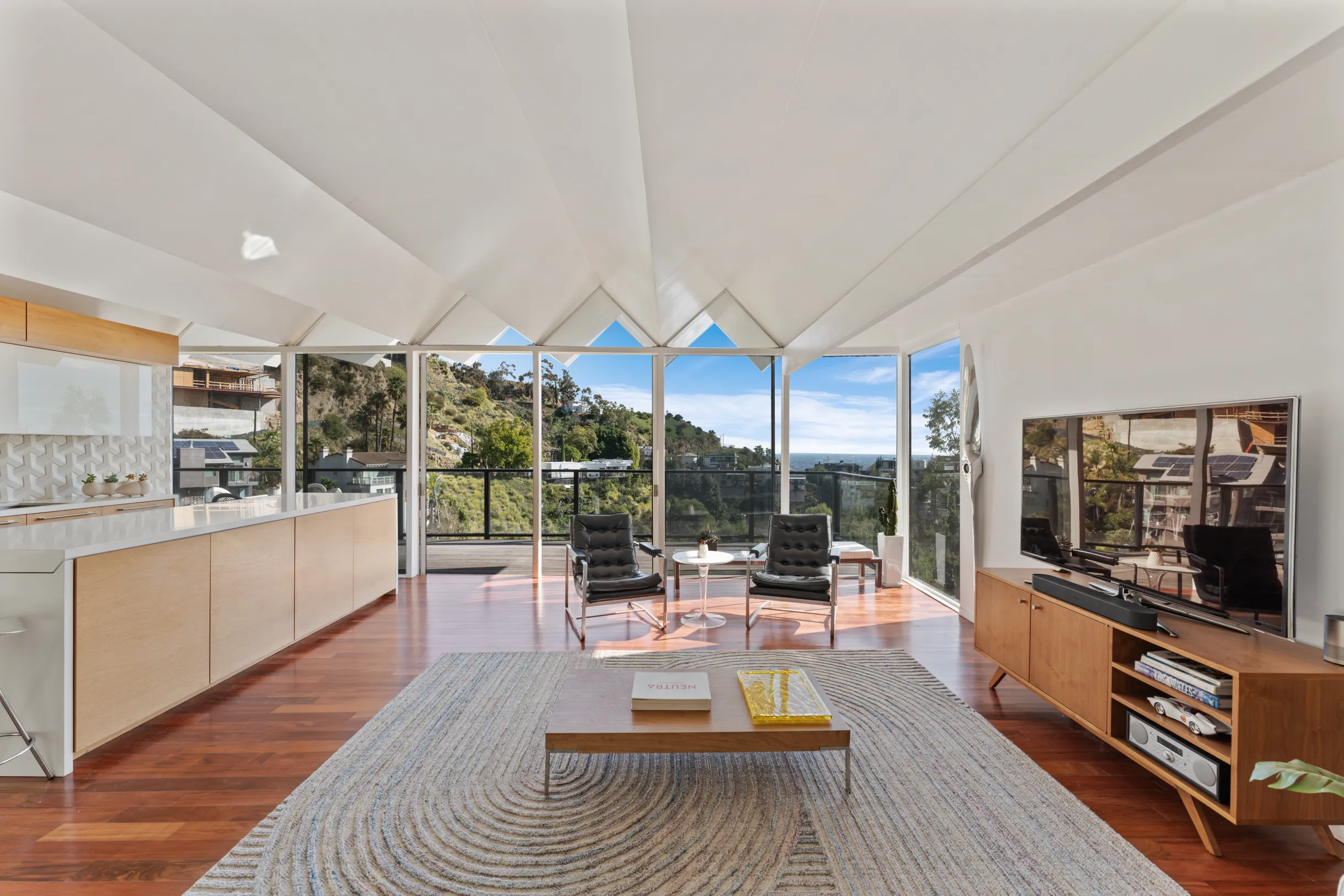 Wander Hollywood Hills #9