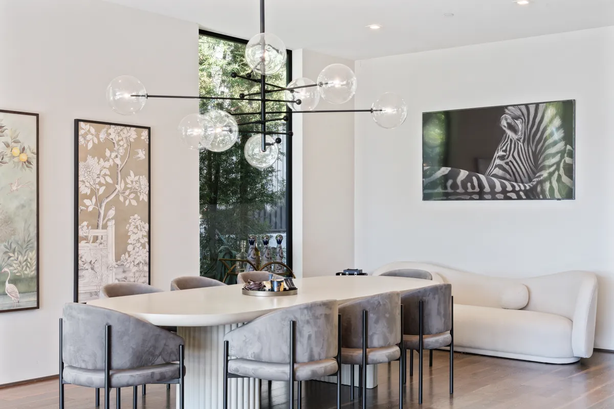 Dining Room - Image 4