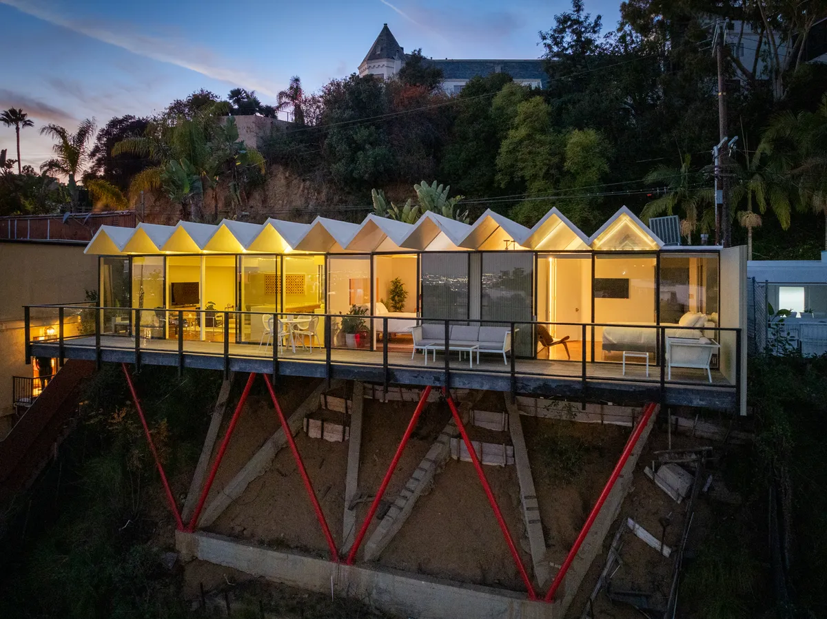 Wander Hollywood Hills