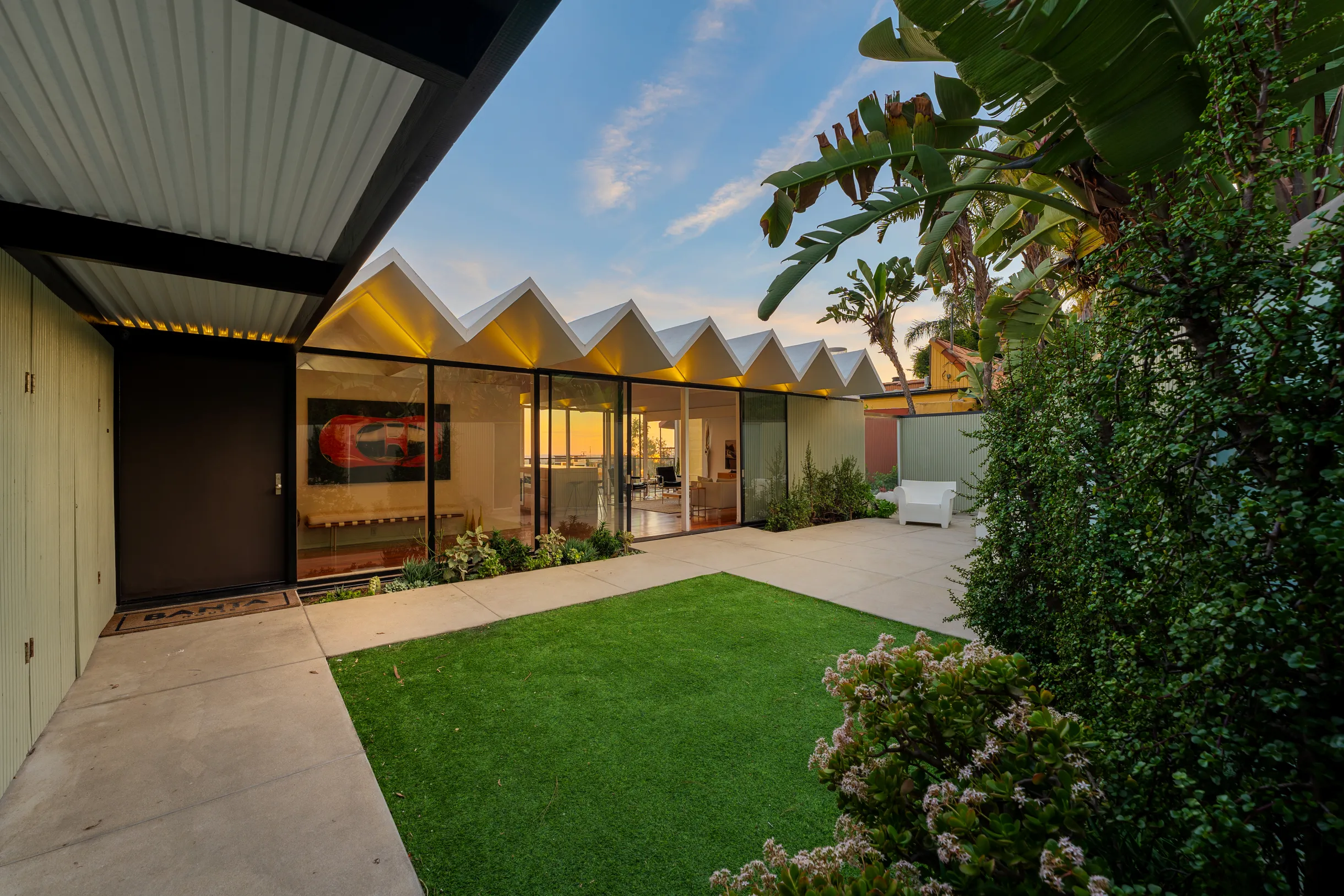 Wander Hollywood Hills #11