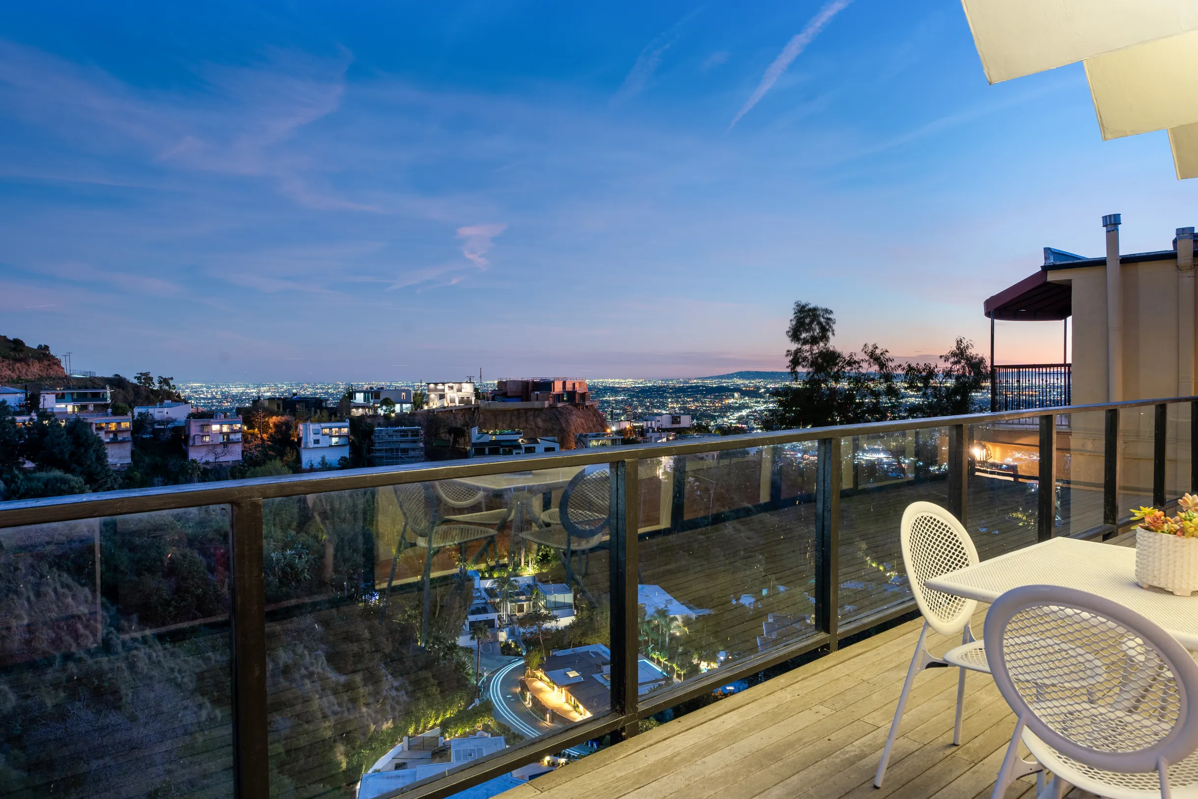 Wander Hollywood Hills #56