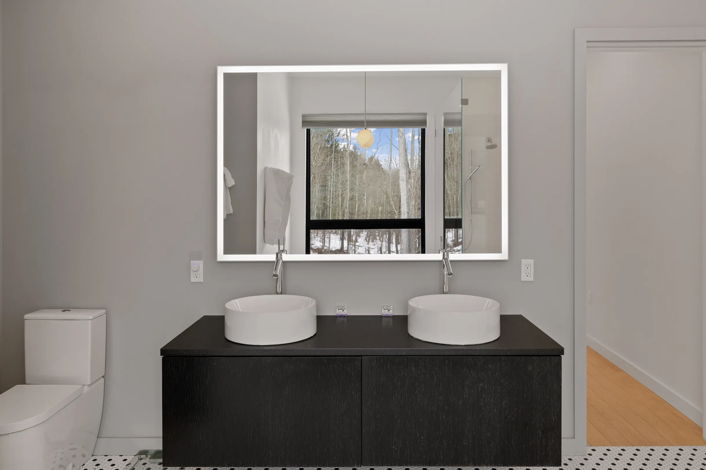 Wander Stowe Hollow #21