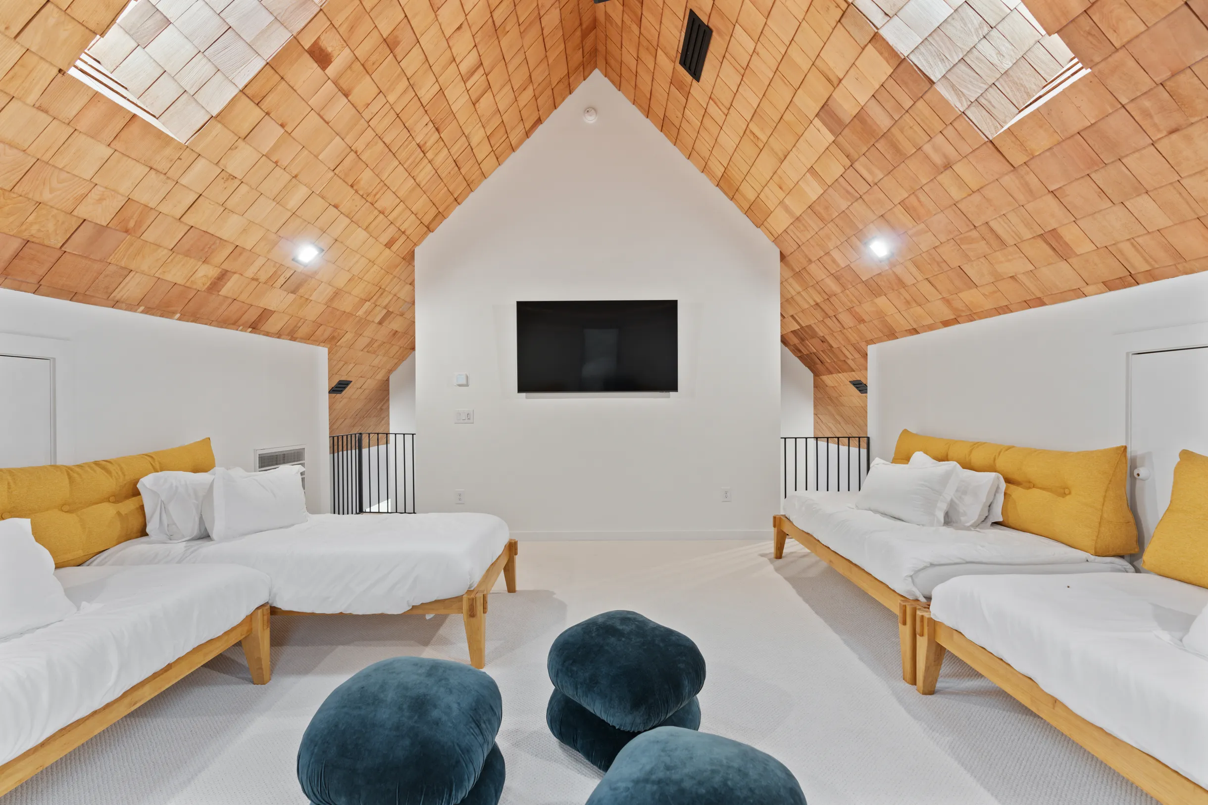 Wander Lake Sinclair #24