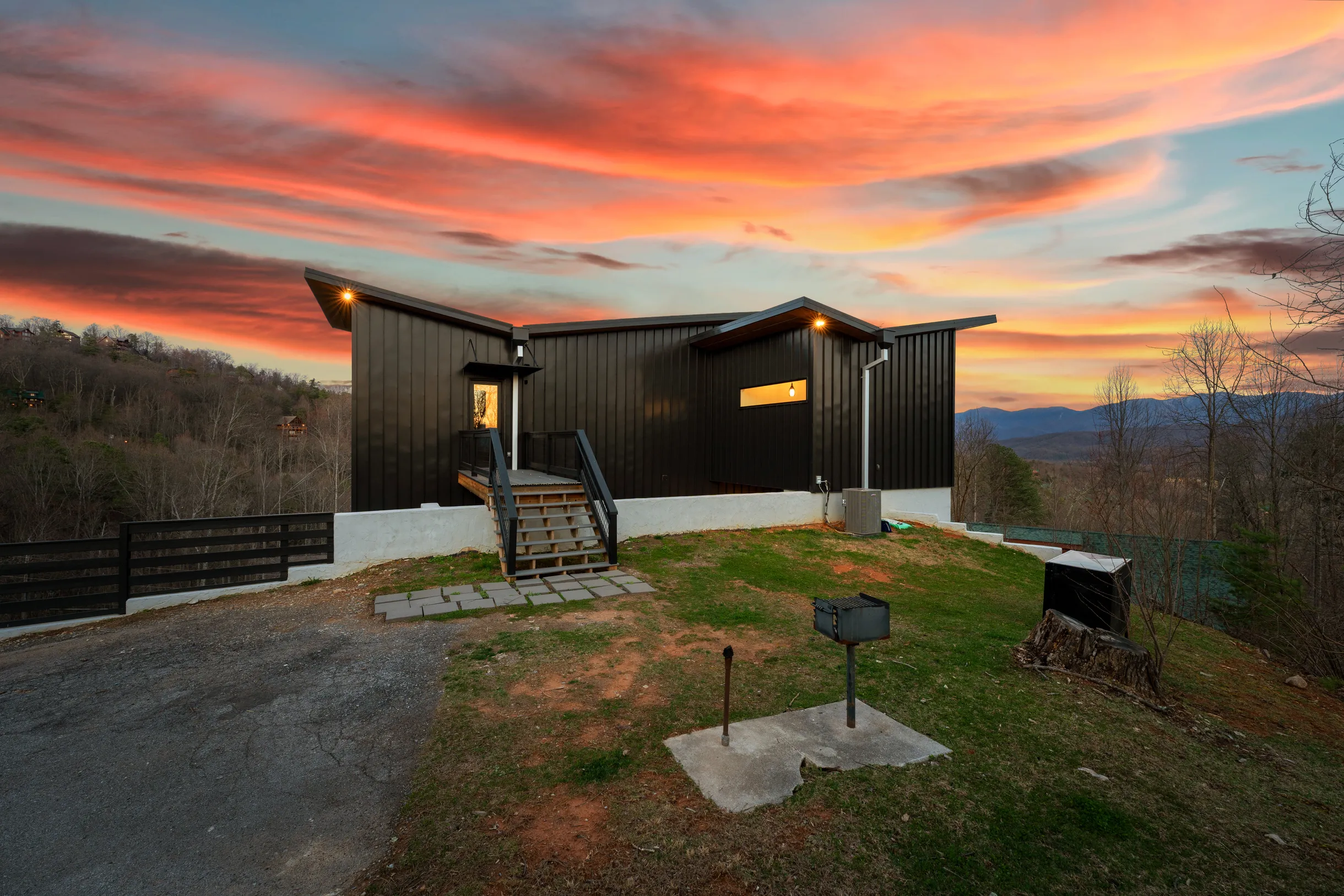 Wander Smoky Mountains #102