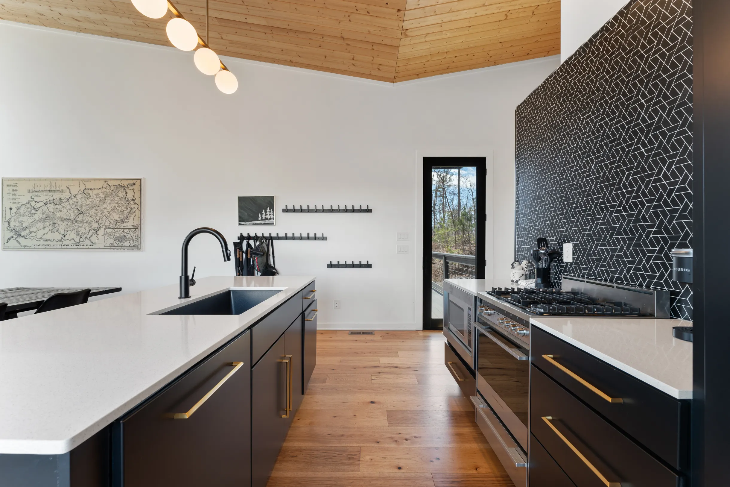 Wander Smoky Mountains #83