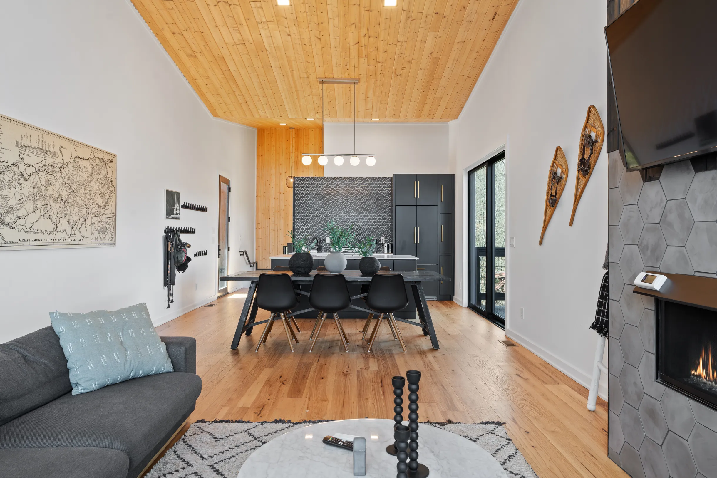 Wander Smoky Mountains #101