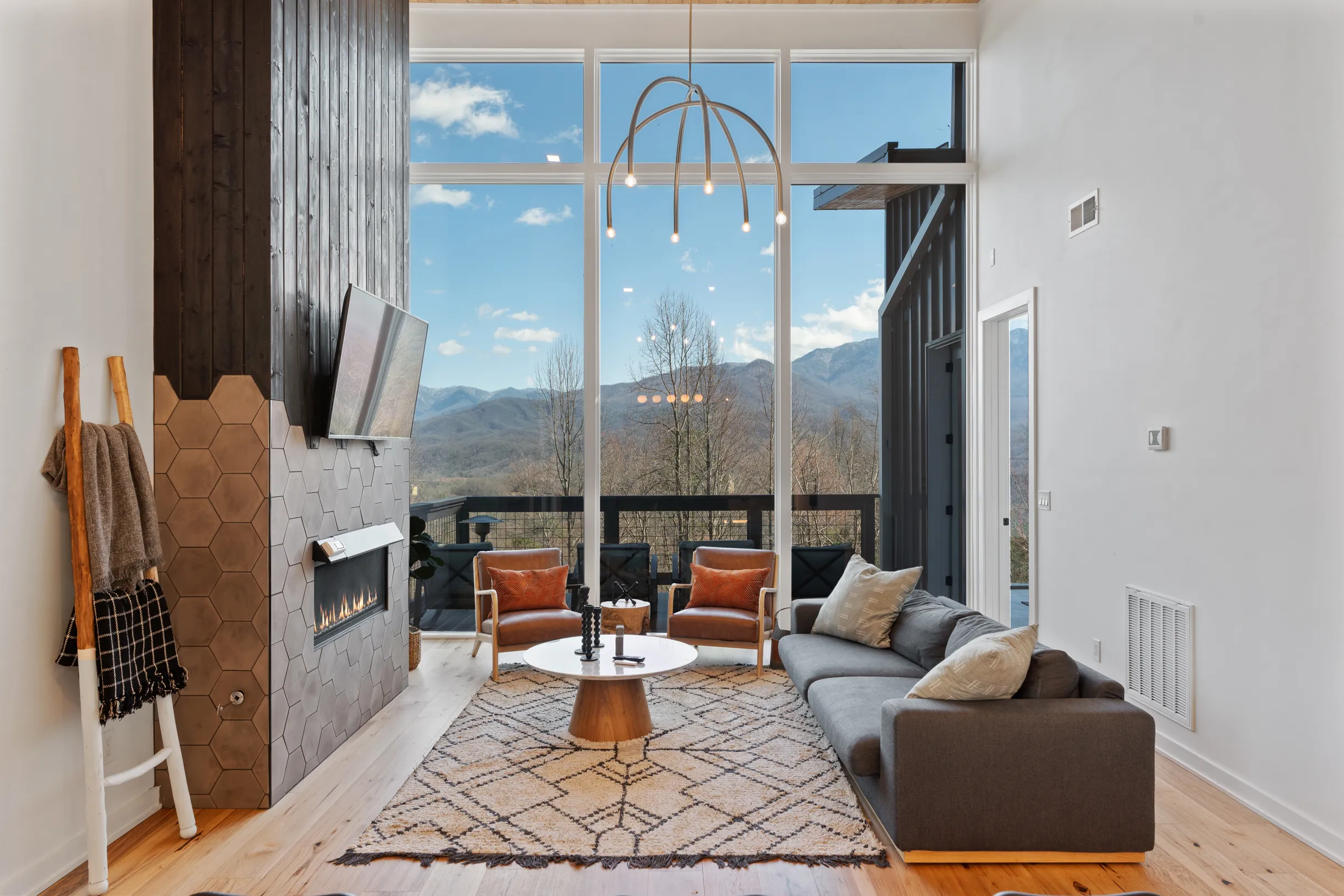 Wander Smoky Mountains #103