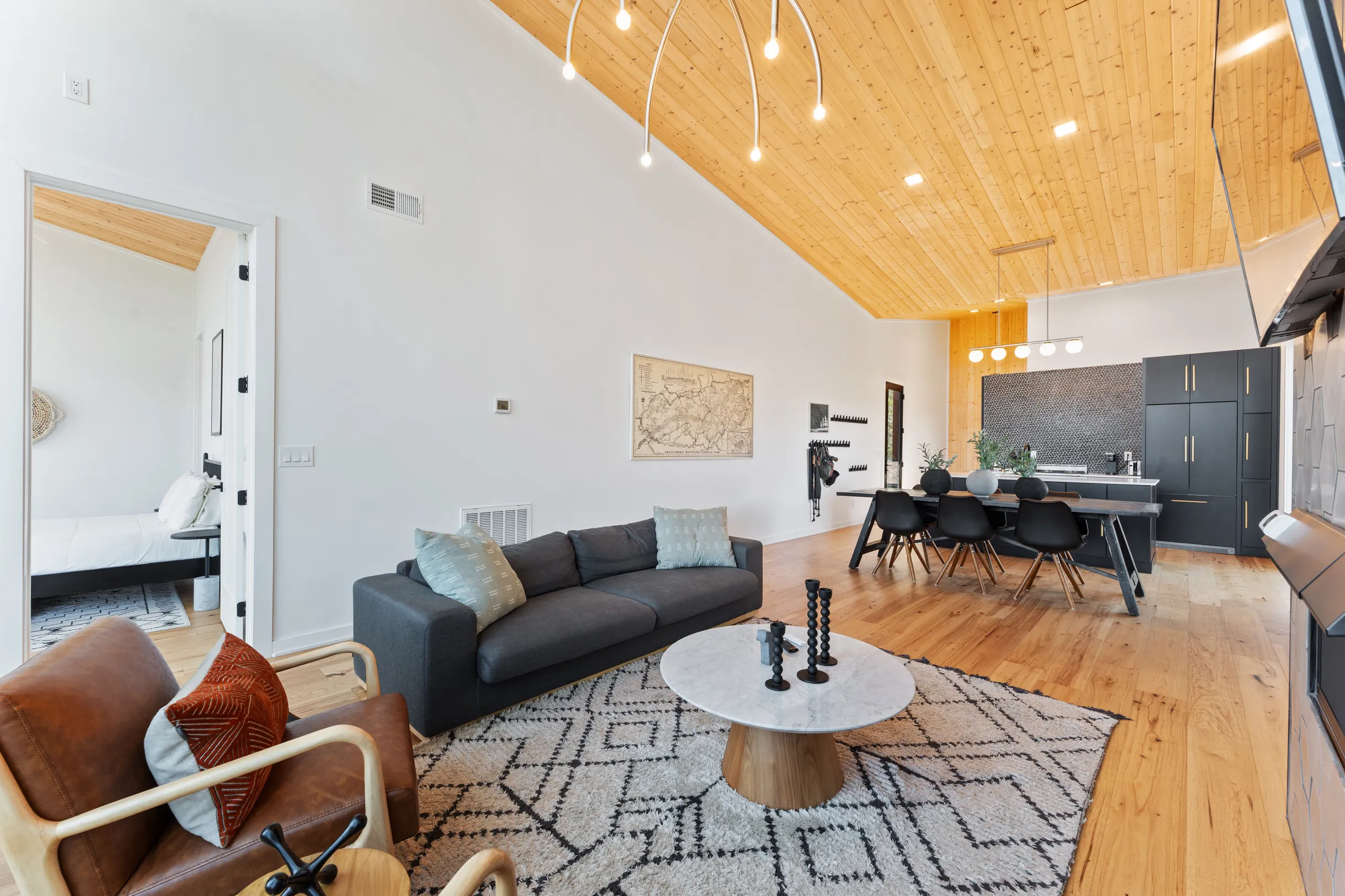 Wander Smoky Mountains #105