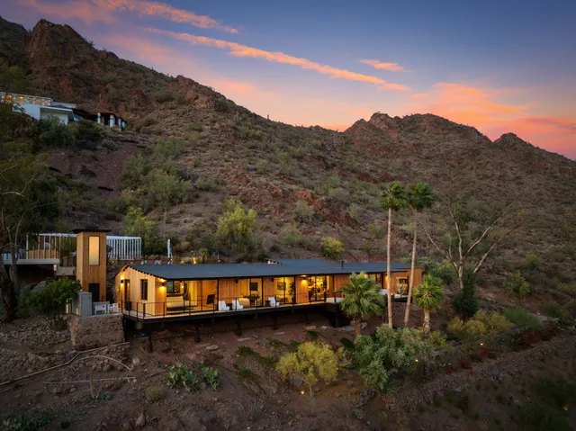 Wander Camelback Mountain
