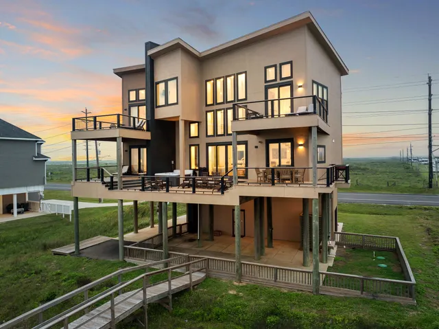 Wander Galveston Beach