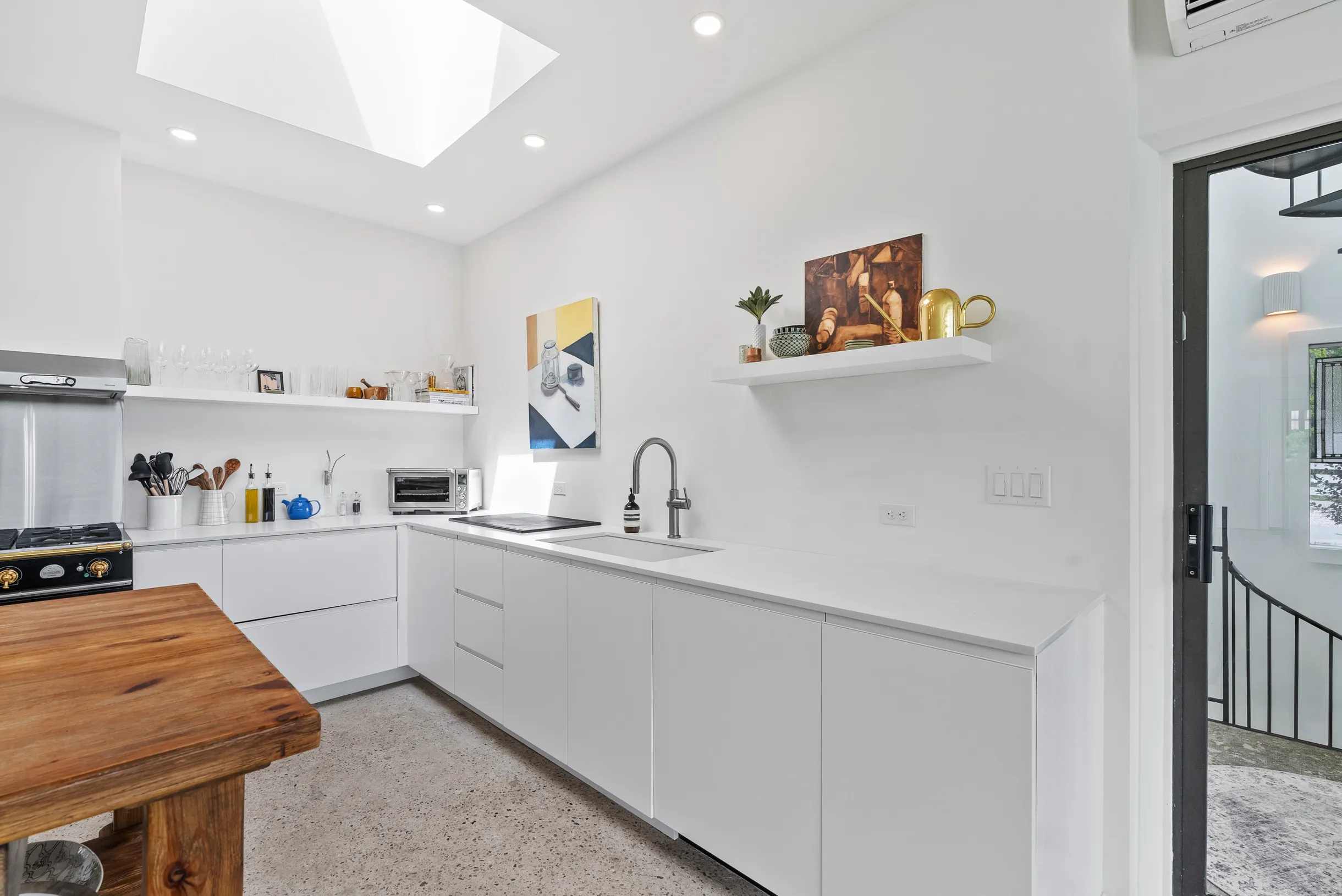 Wander Lakefront Retreat #34