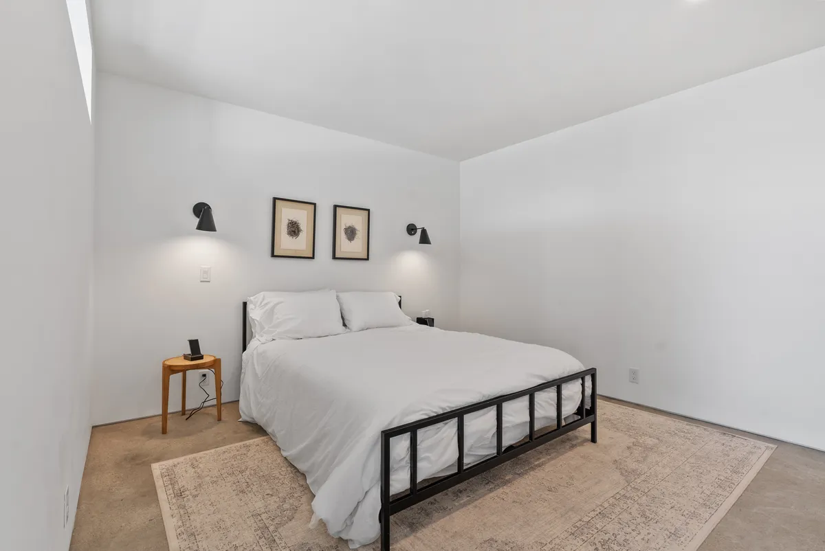 Bedroom 3 image