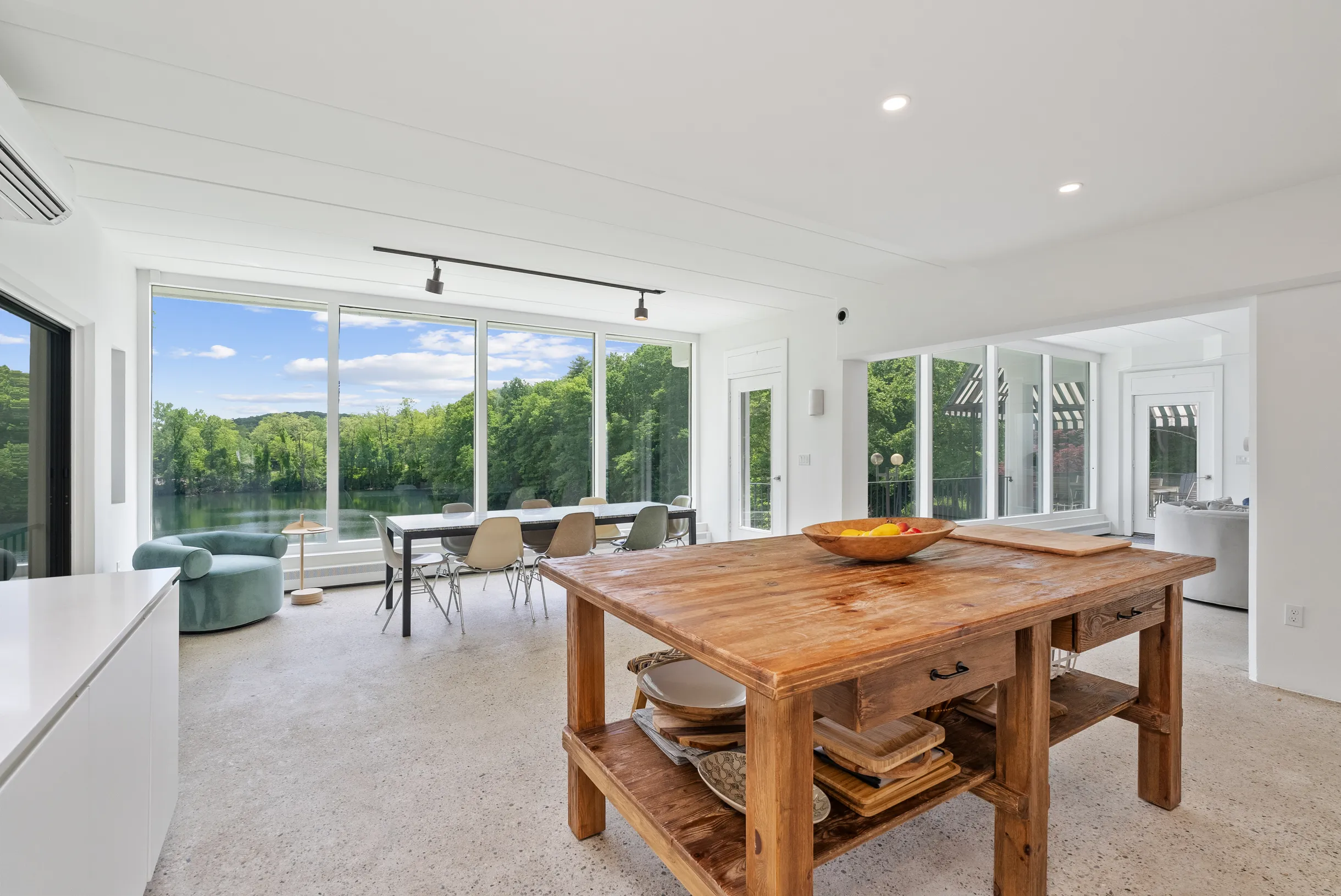 Wander Lakefront Retreat #57