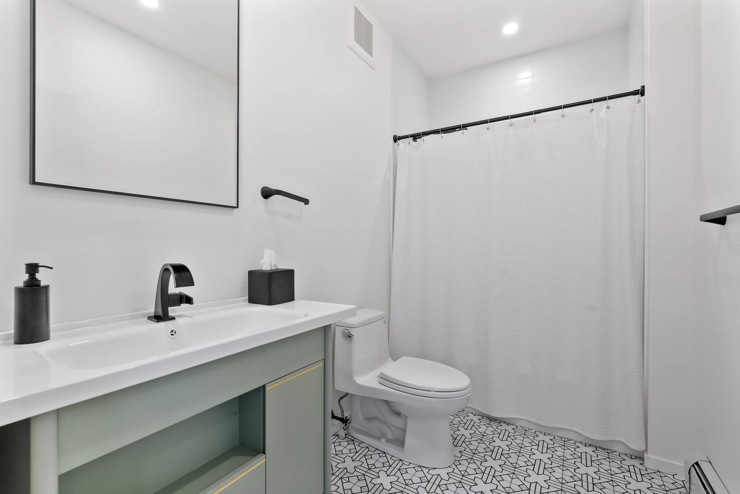 Wander Lakefront Retreat #30