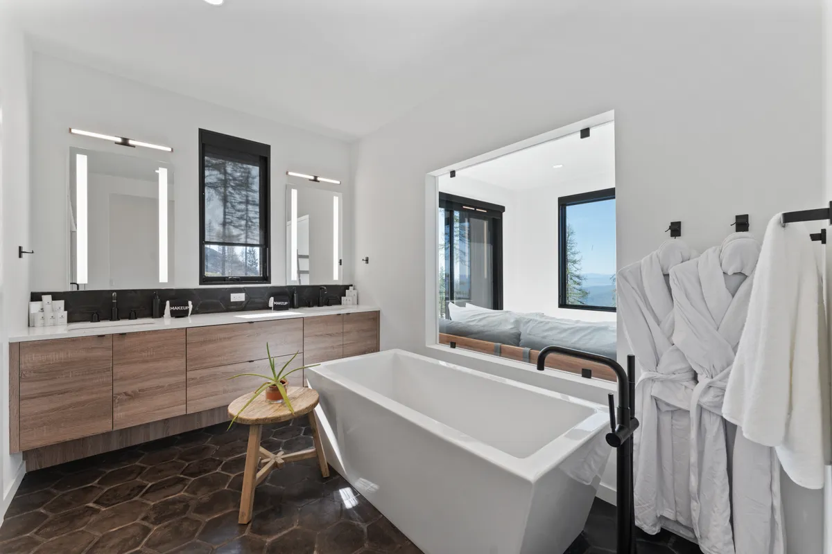 Wander Whitefish Summit