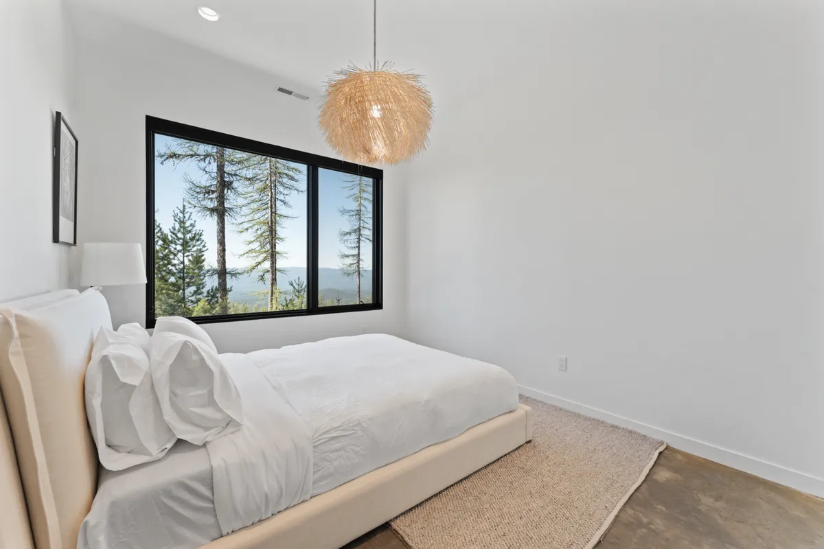 Bedroom 4 image
