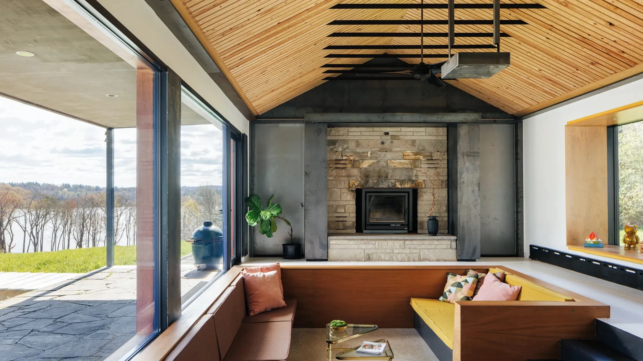 Wander Hudson River Wander Property