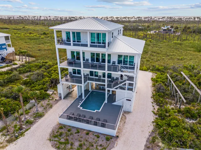 Wander Secluded Dunes