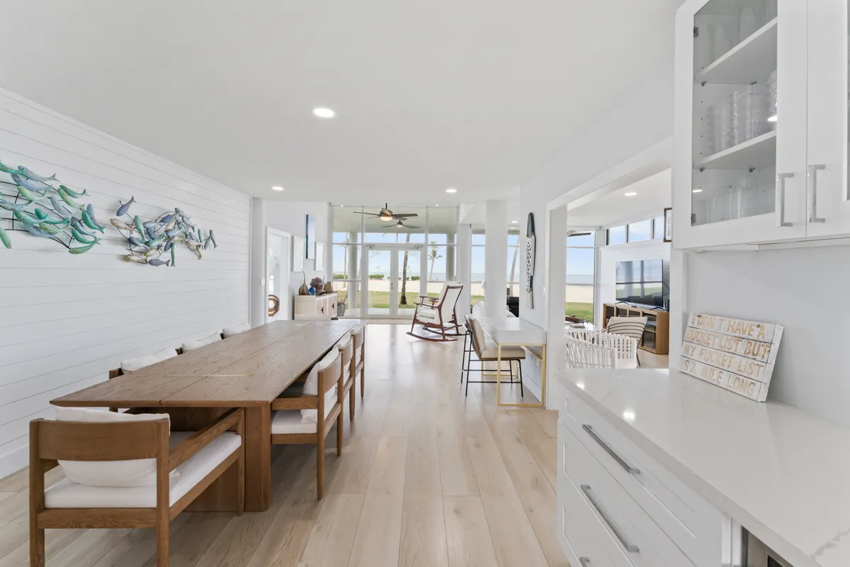 Dining Room - Image 3