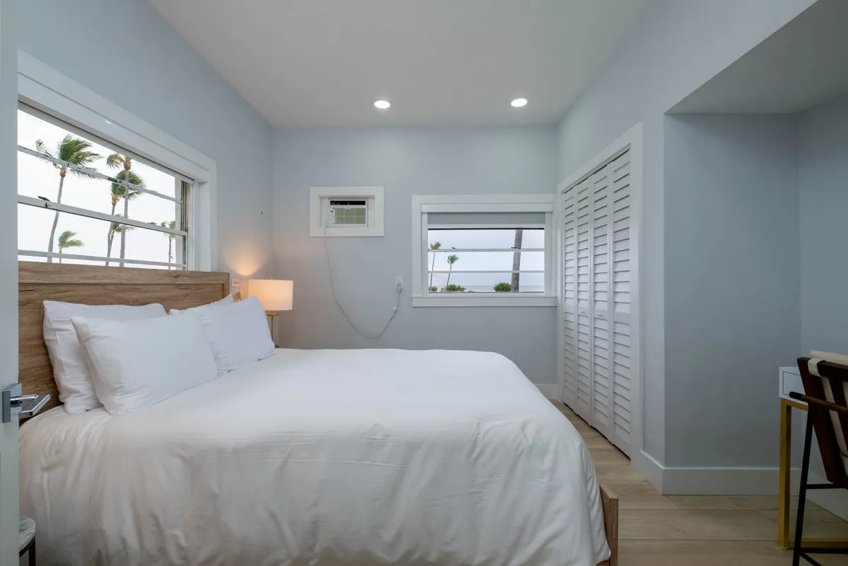 Bedroom 6 image