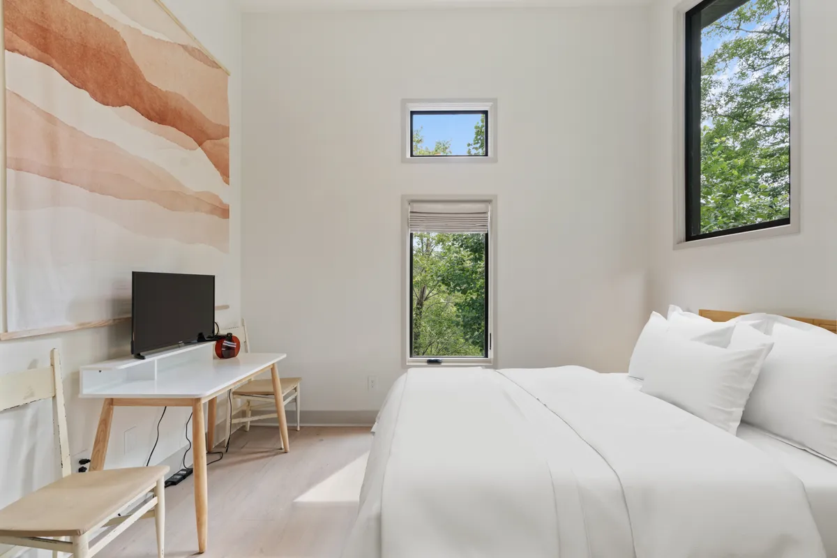 Bedroom 3 image